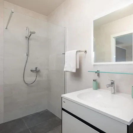 Prestige 2 Apartment