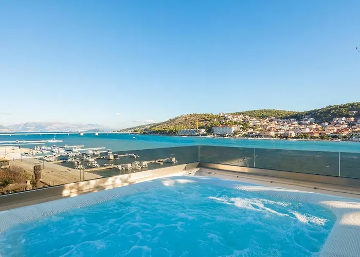 Prestige 2 * Trogir