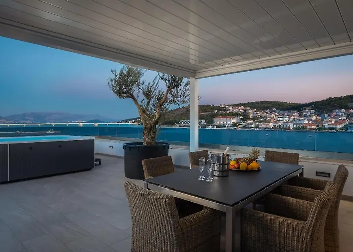 Prestige 2 * Trogir