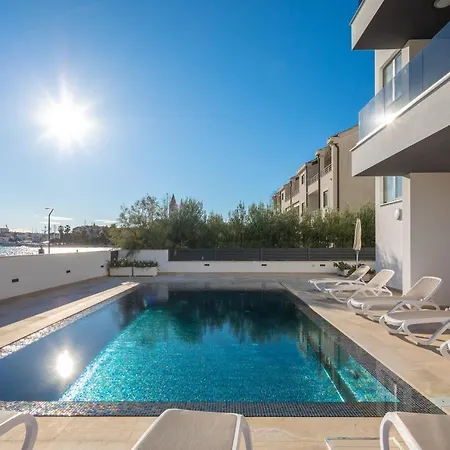 Prestige 2 * Trogir